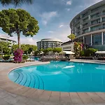 Calista Luxury