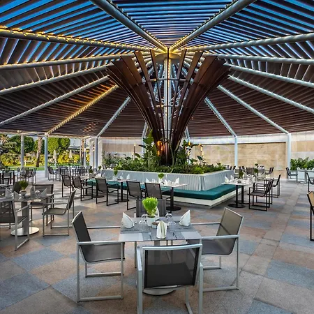 Calista Luxury Resort